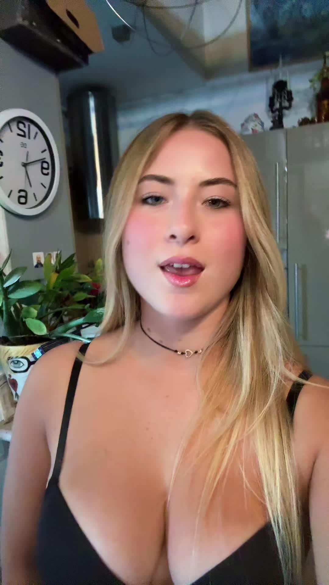 @nik 💋👑