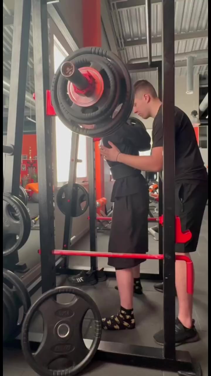 @Stanislav_powerlifter🧟♂️