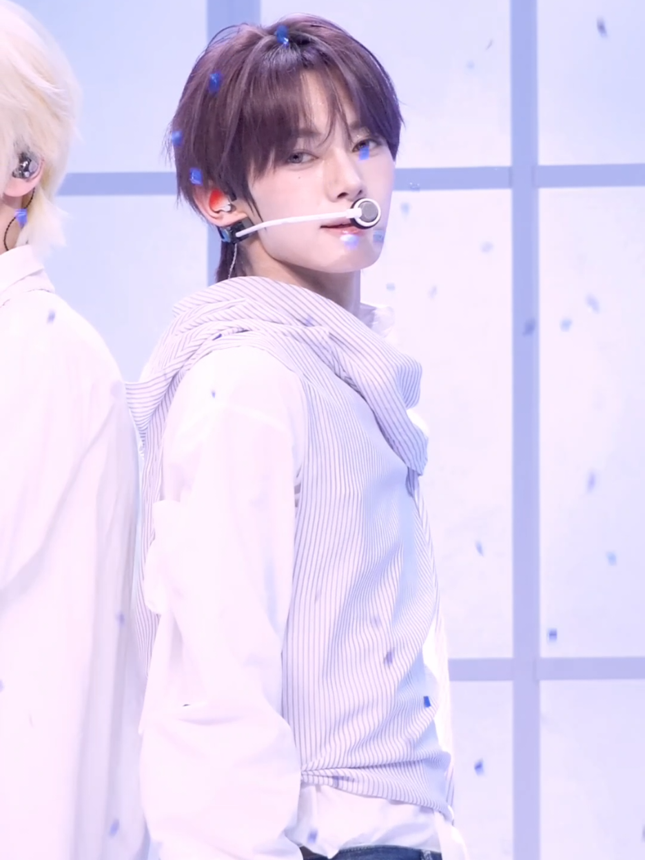 @kari 🕸️ | fancams!