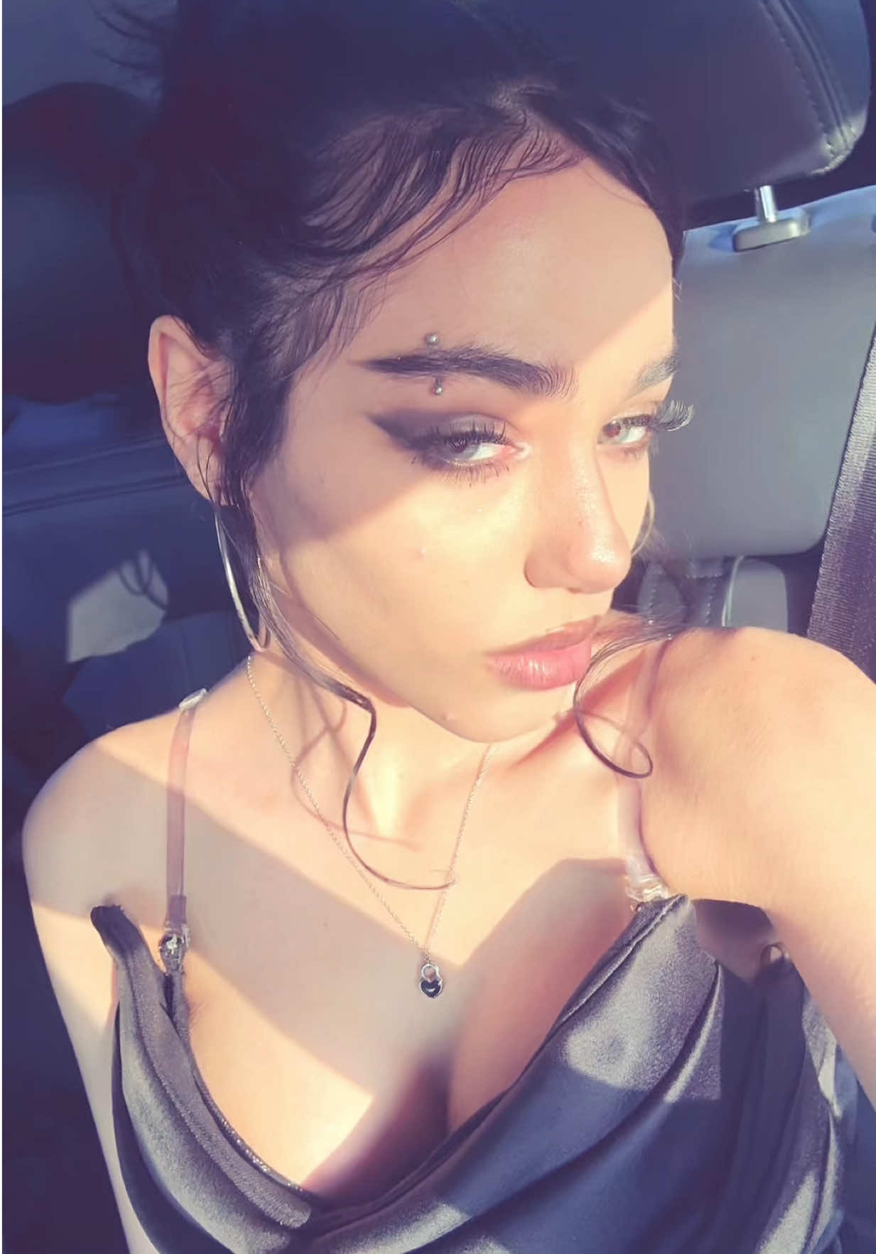 @-K