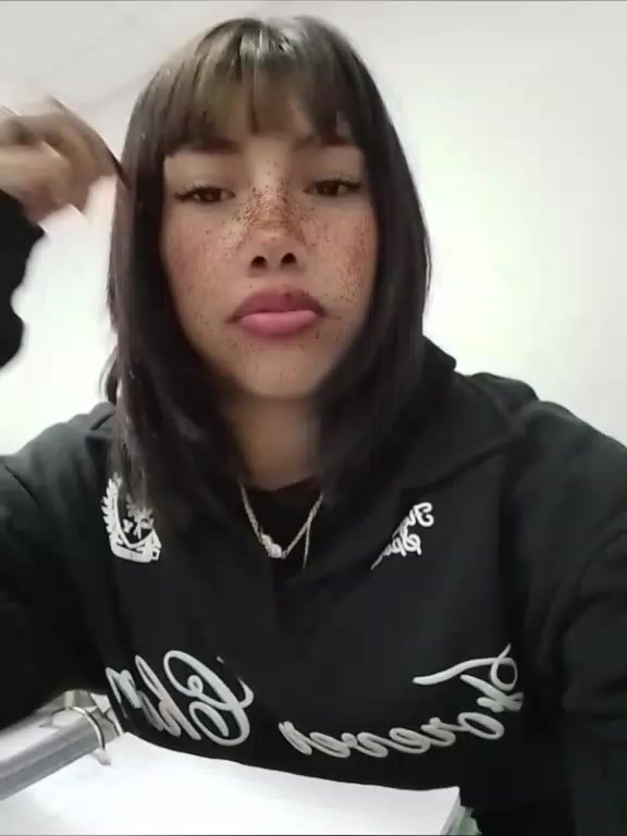 @🦋