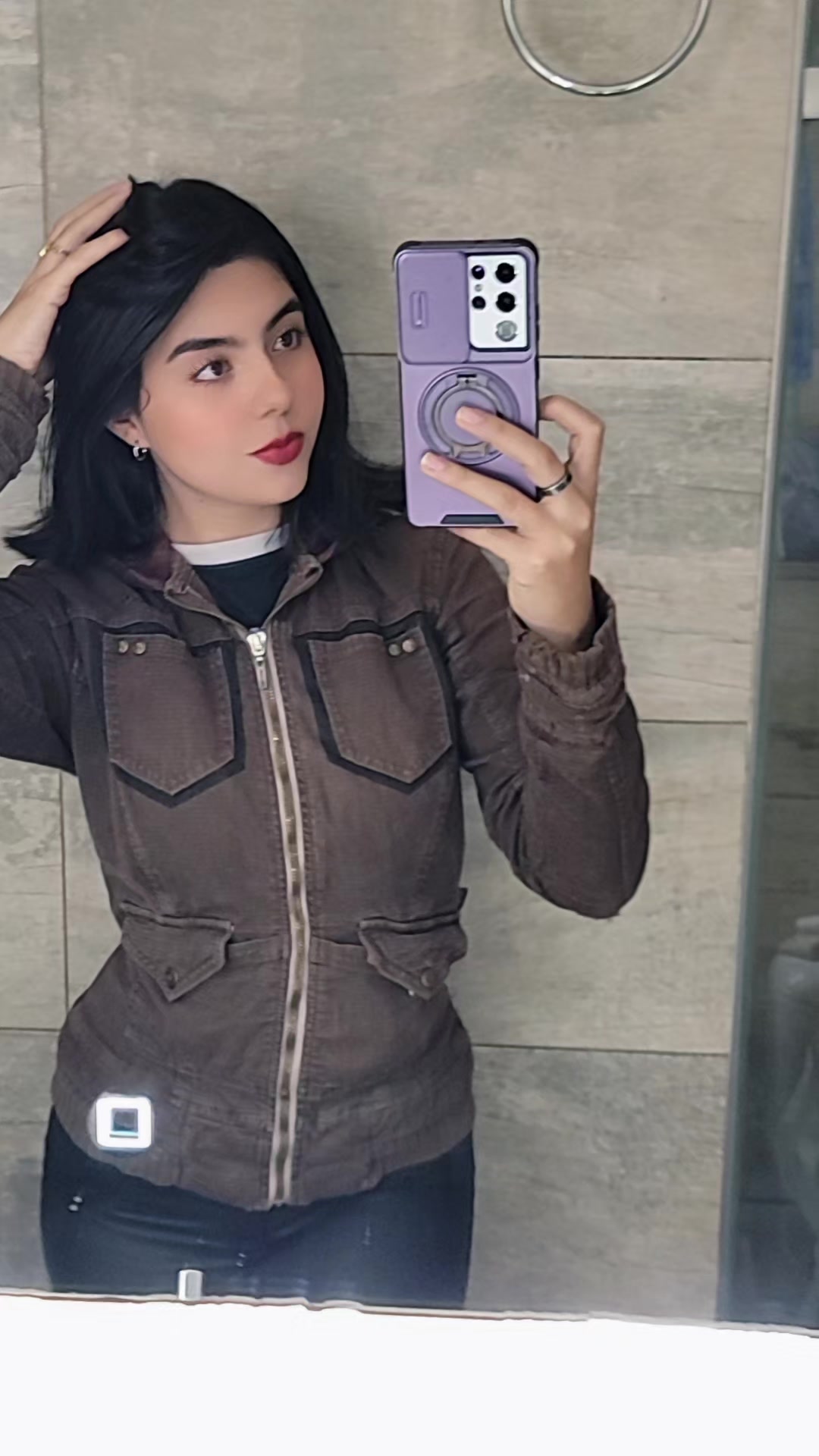 @Ximena Poveda 👻