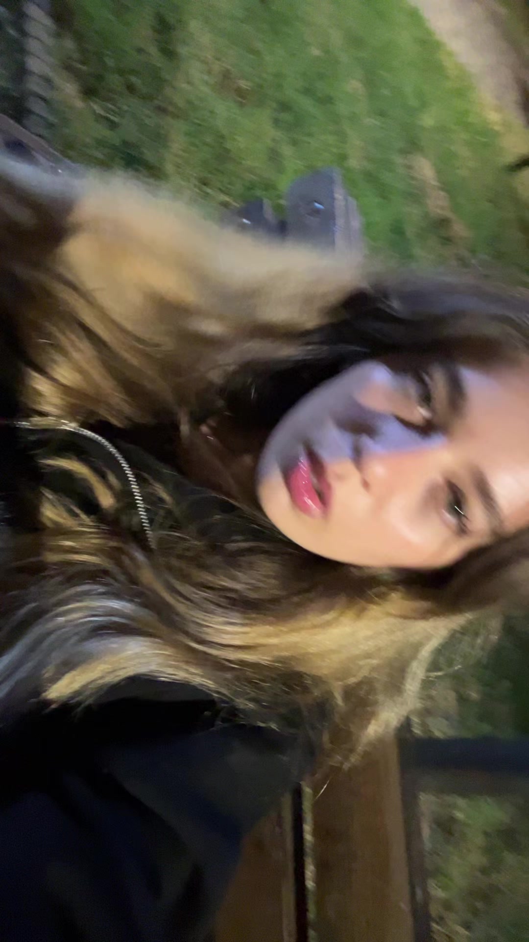 @😹