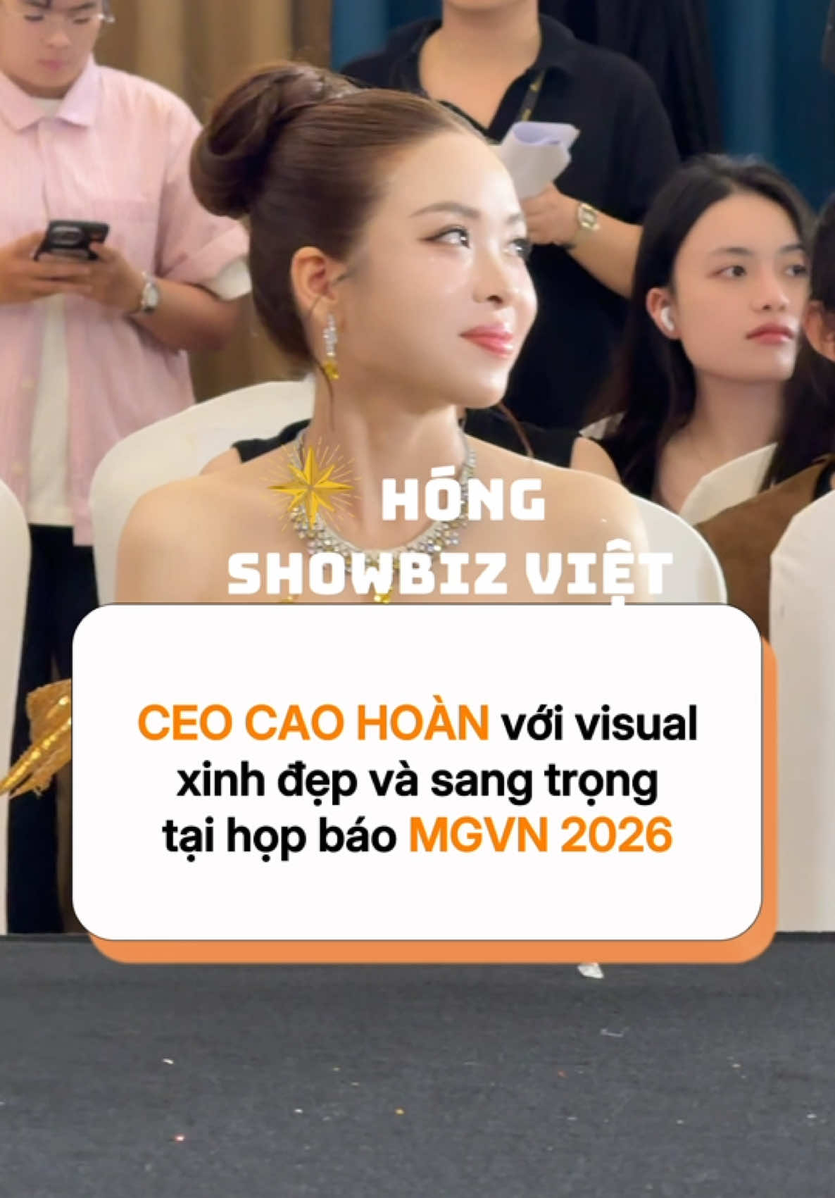 @Hóng Showbiz Việt