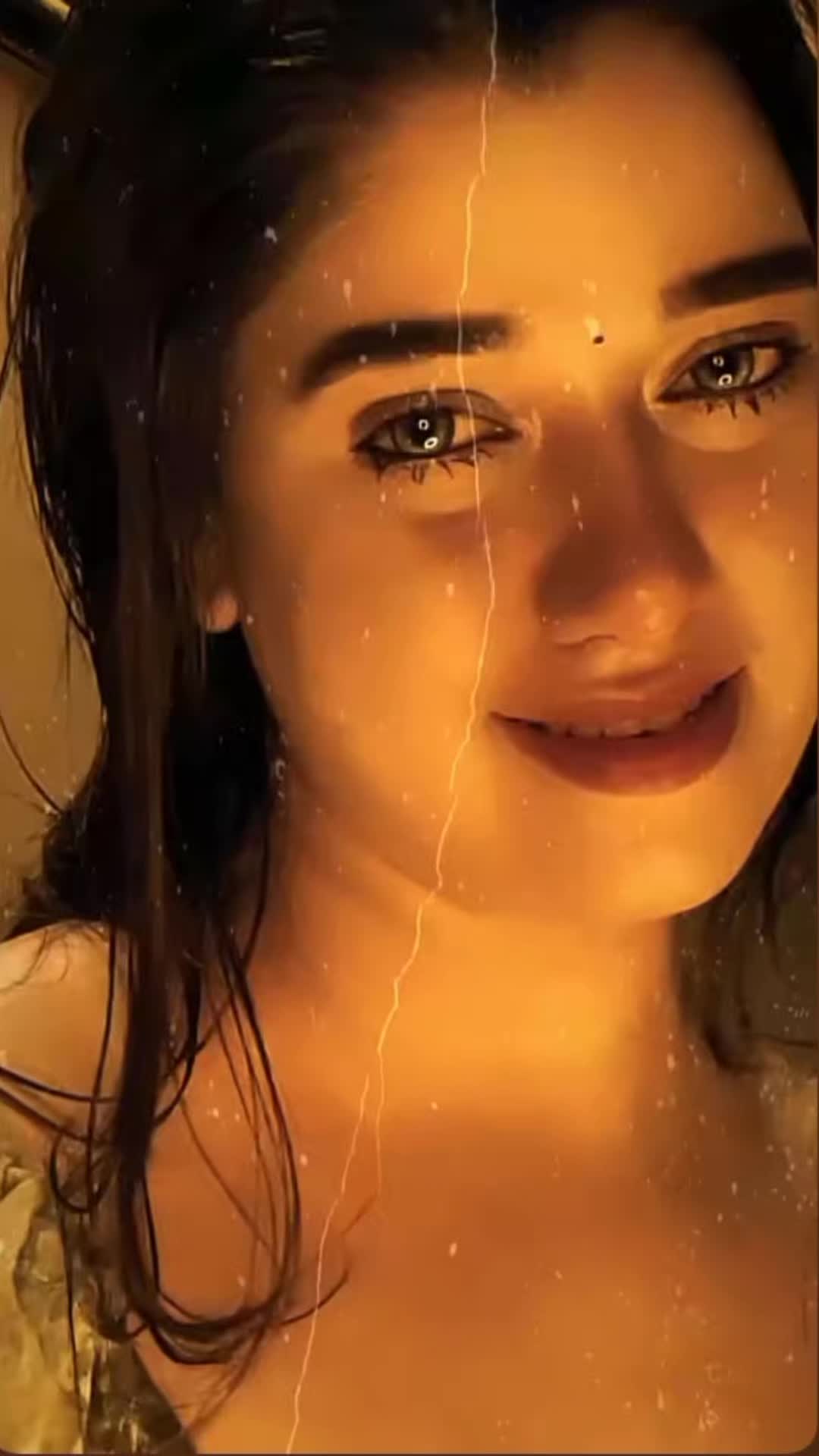 @glowing_Preet_