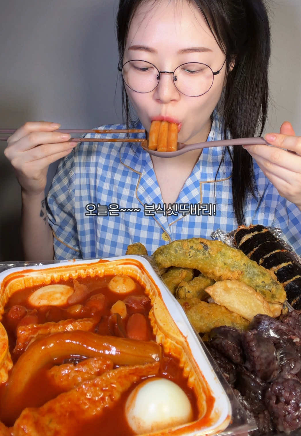 @잘먹는입큰언니