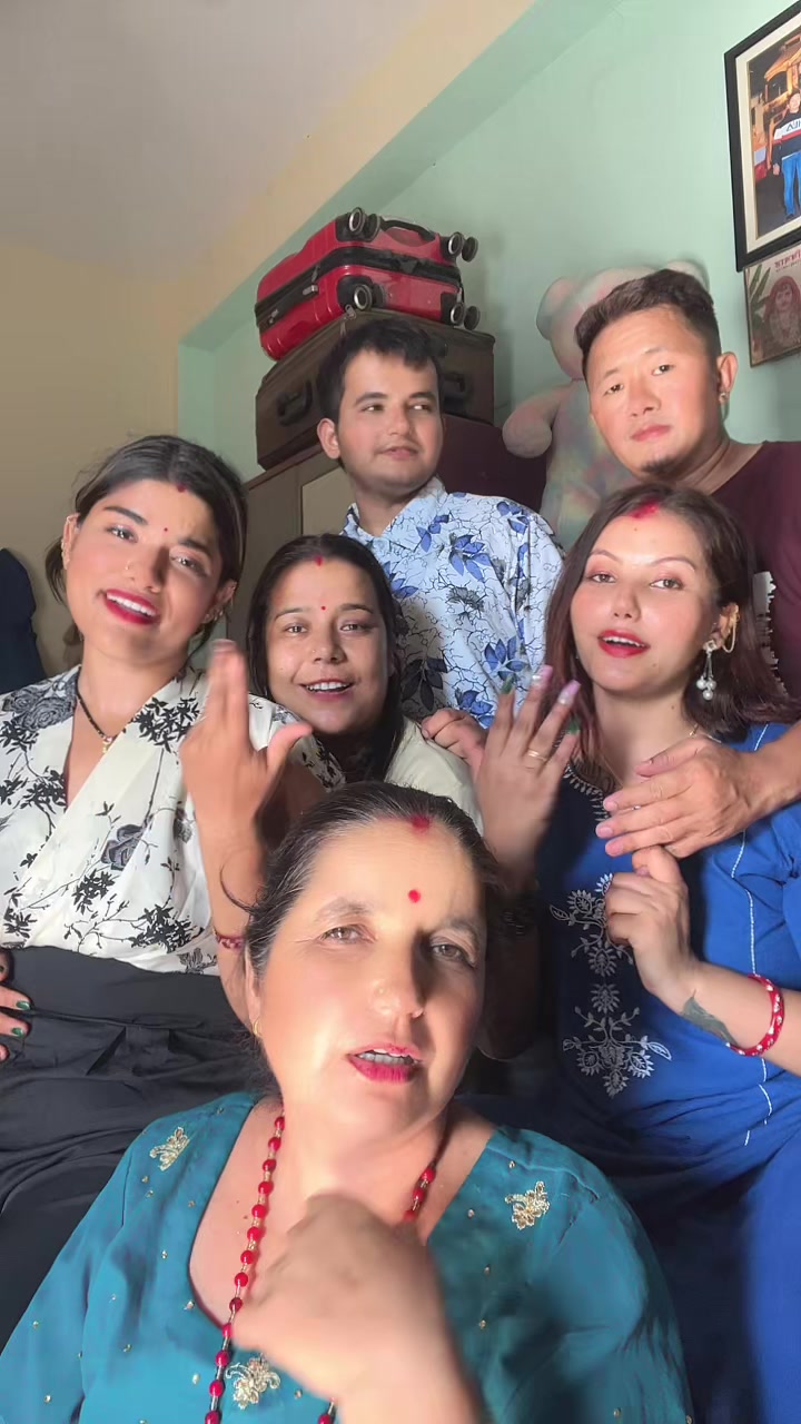 @उषा   ❣️⚔️  बि