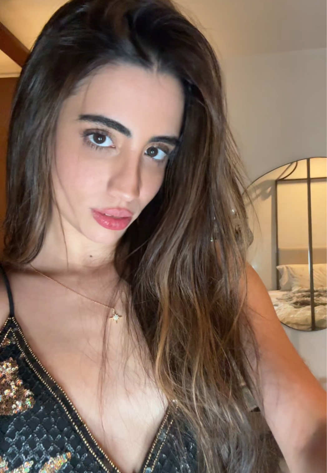 @valegiray