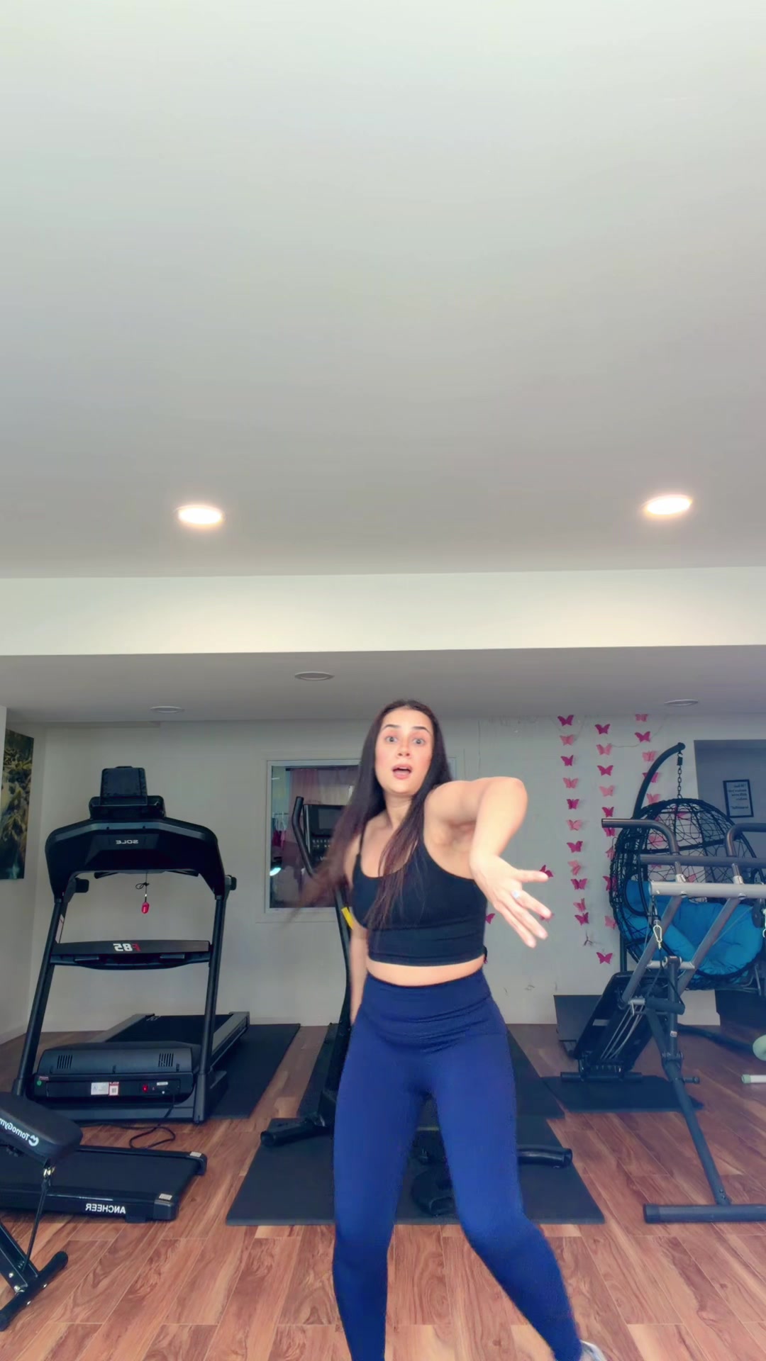 @Aahanaa🔱
