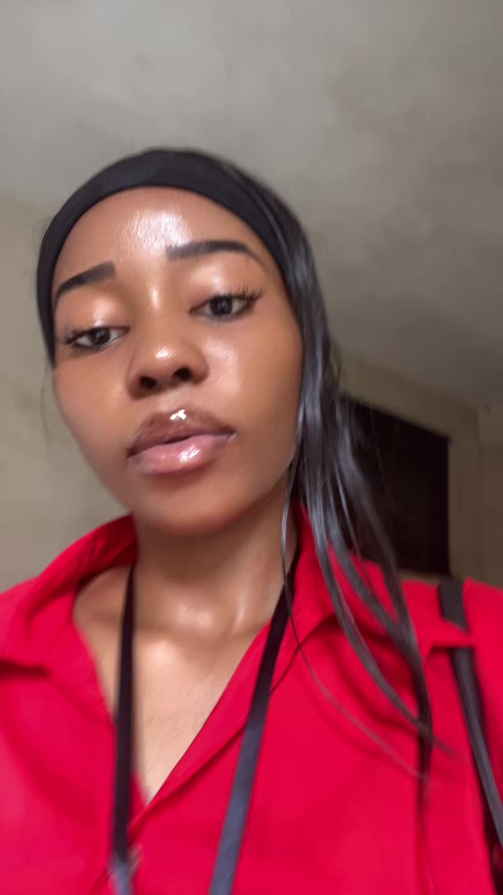 @Claraaa