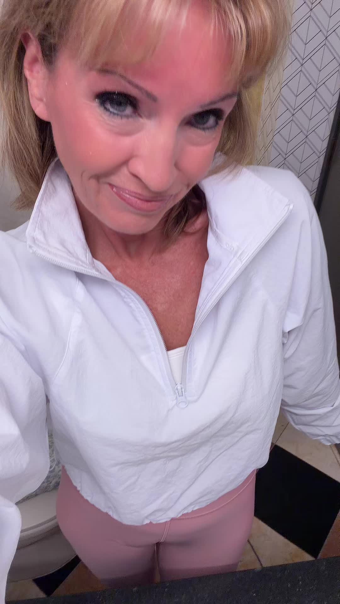 @Kelli