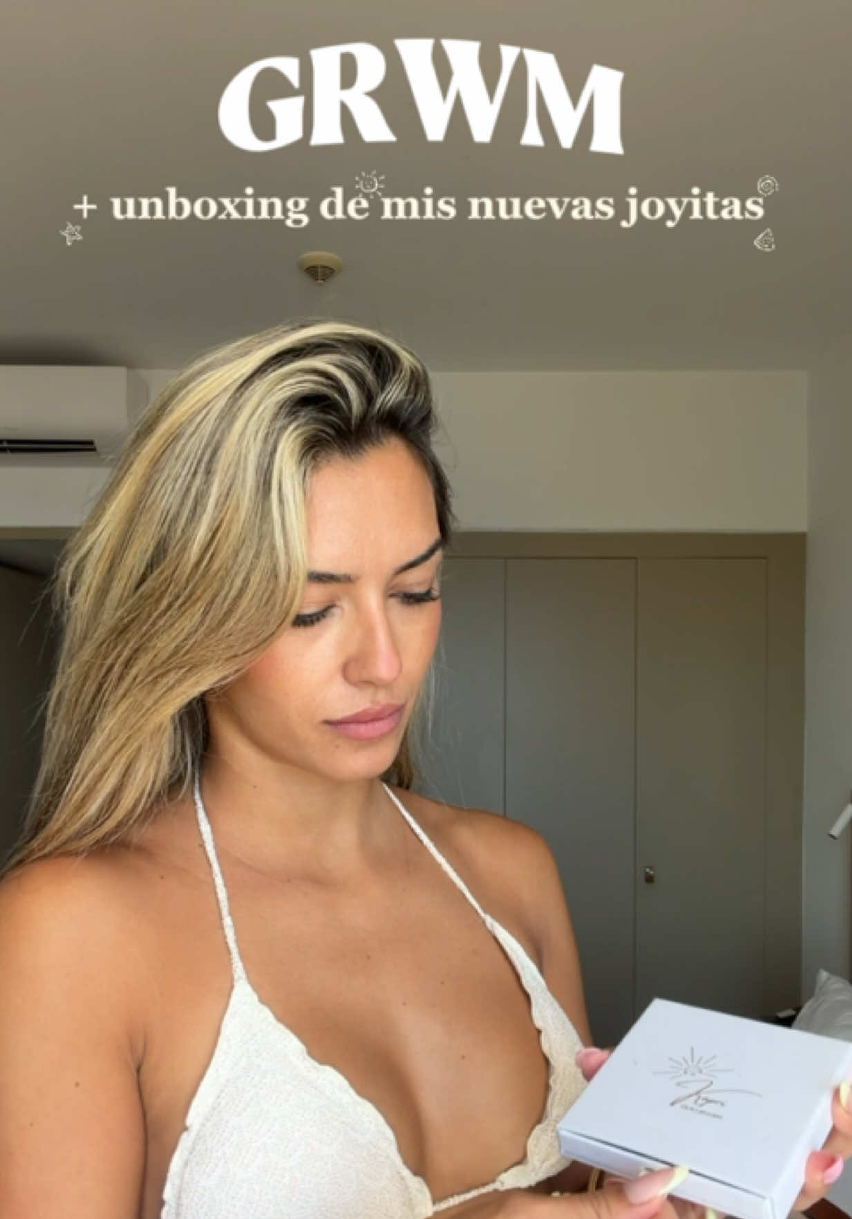 @leeilaleonn