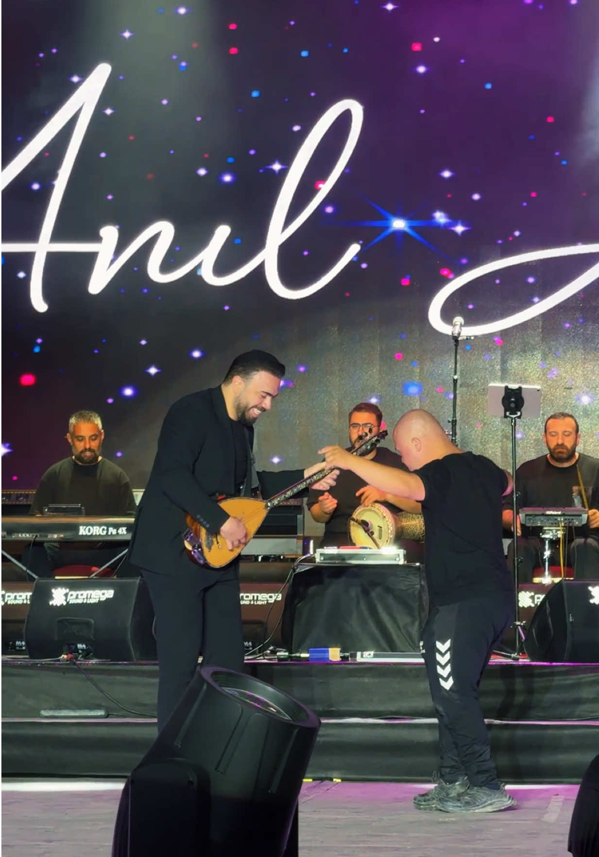 @Anıl Araz