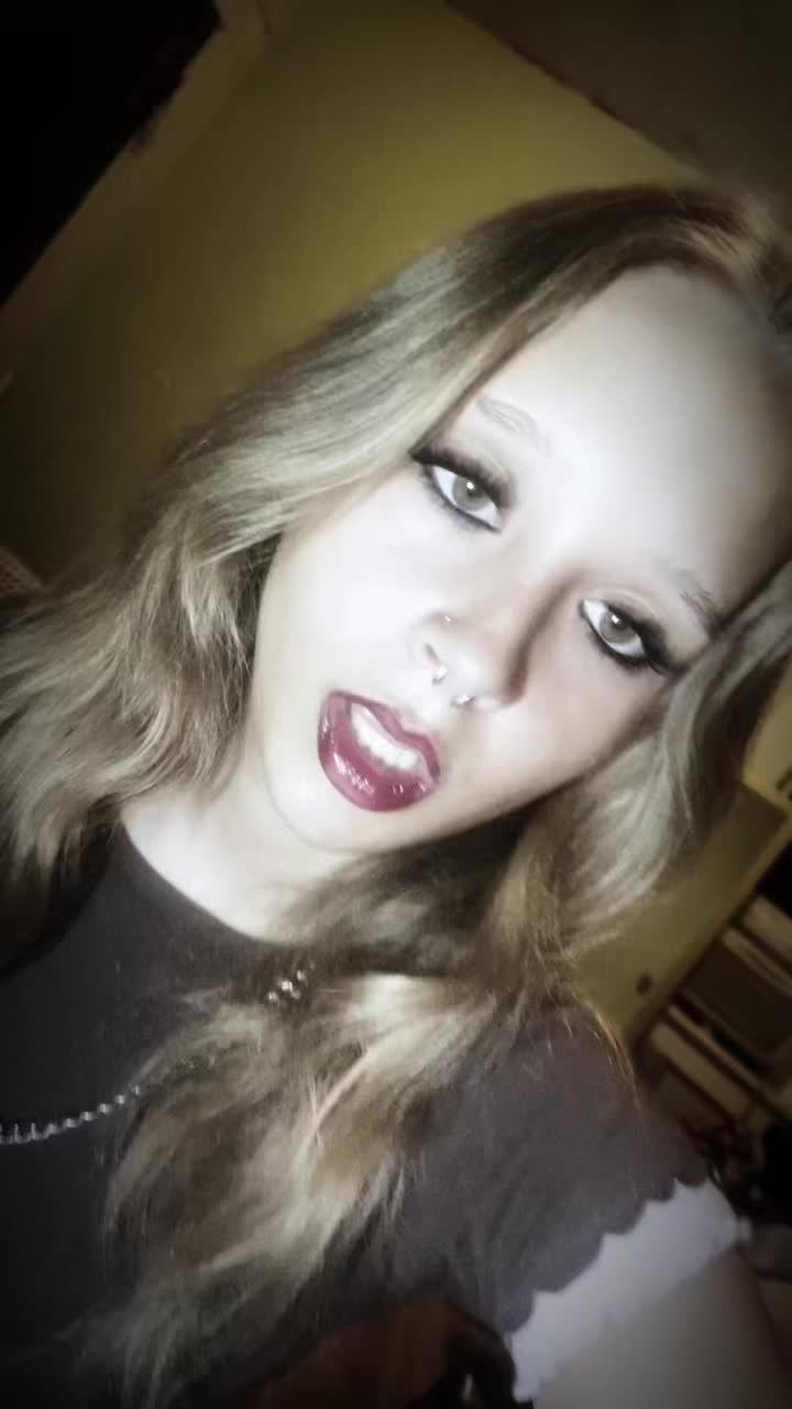 @Mariah🫠🥶