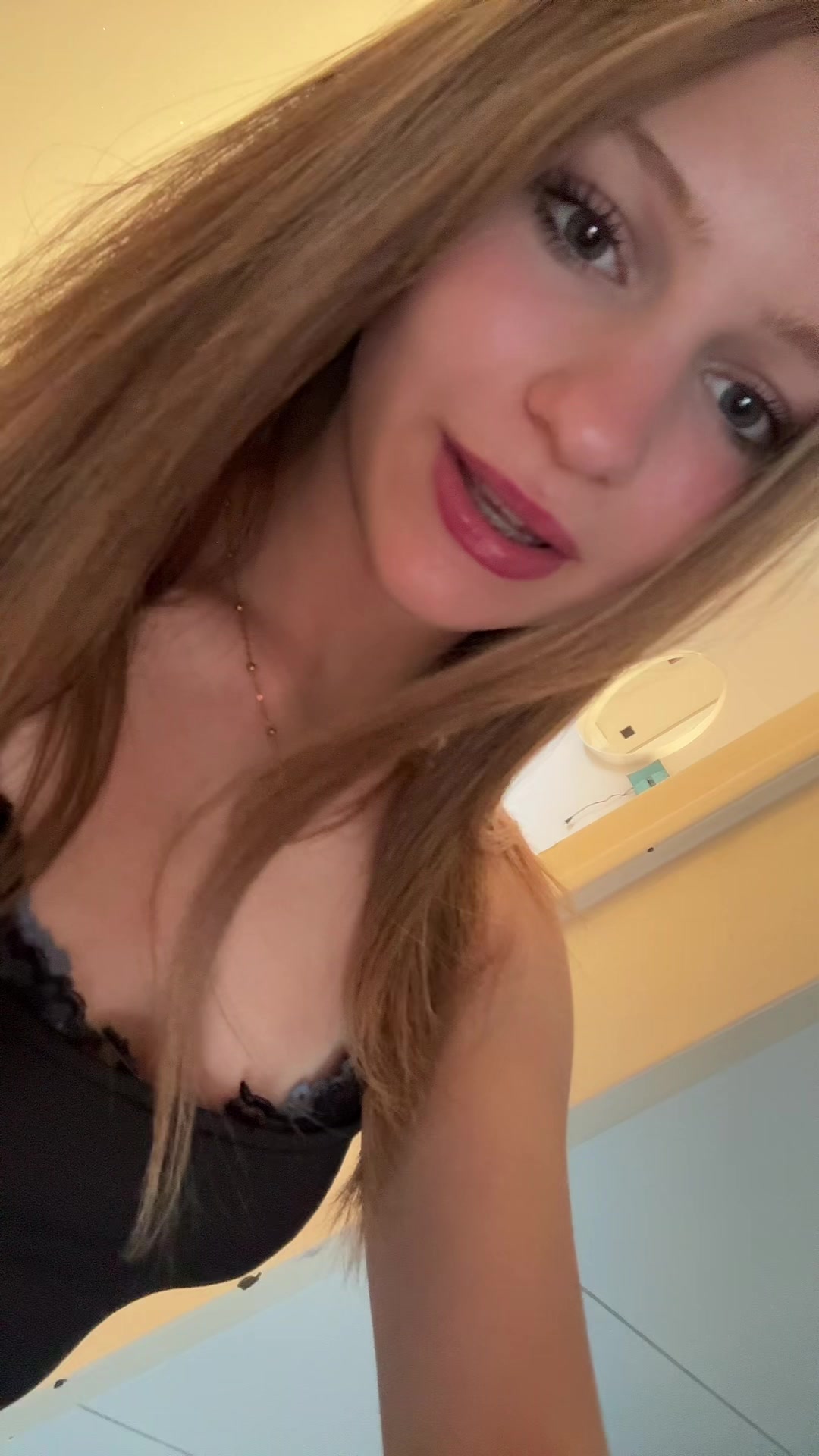 @ℒ𝒾𝓏𝑒 💕✌️
