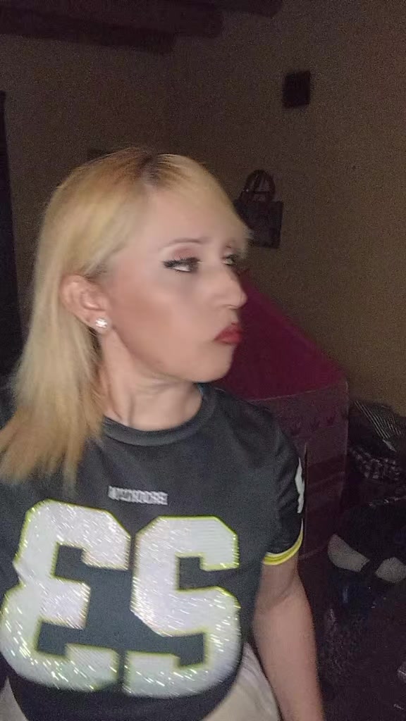 @Stella Cortez