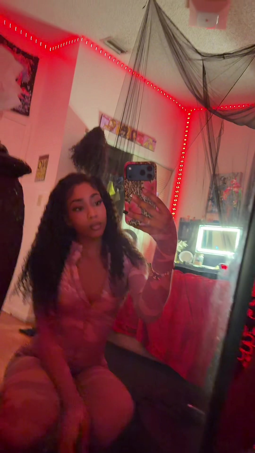 @sumsexyweirdo