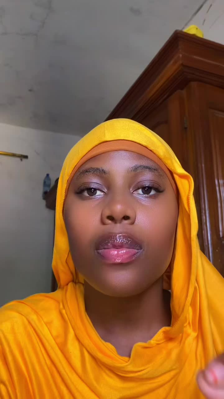 @Fille curieuse 🧐