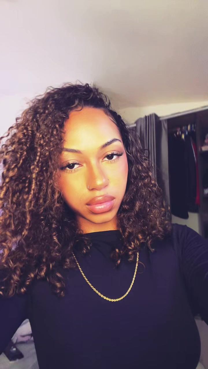@𝐊 𝐞 𝐥 𝐲 𝐚 🌺
