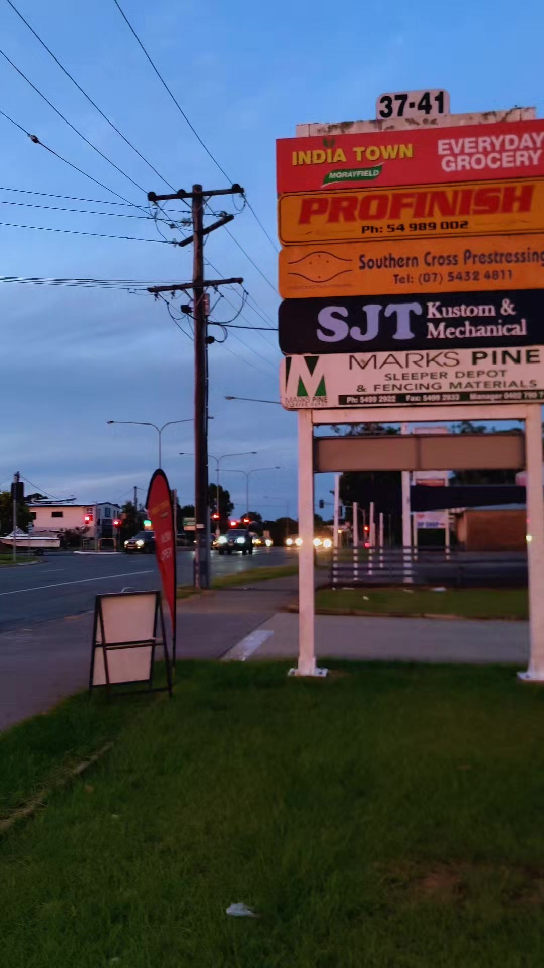 @momogadii Morayfield