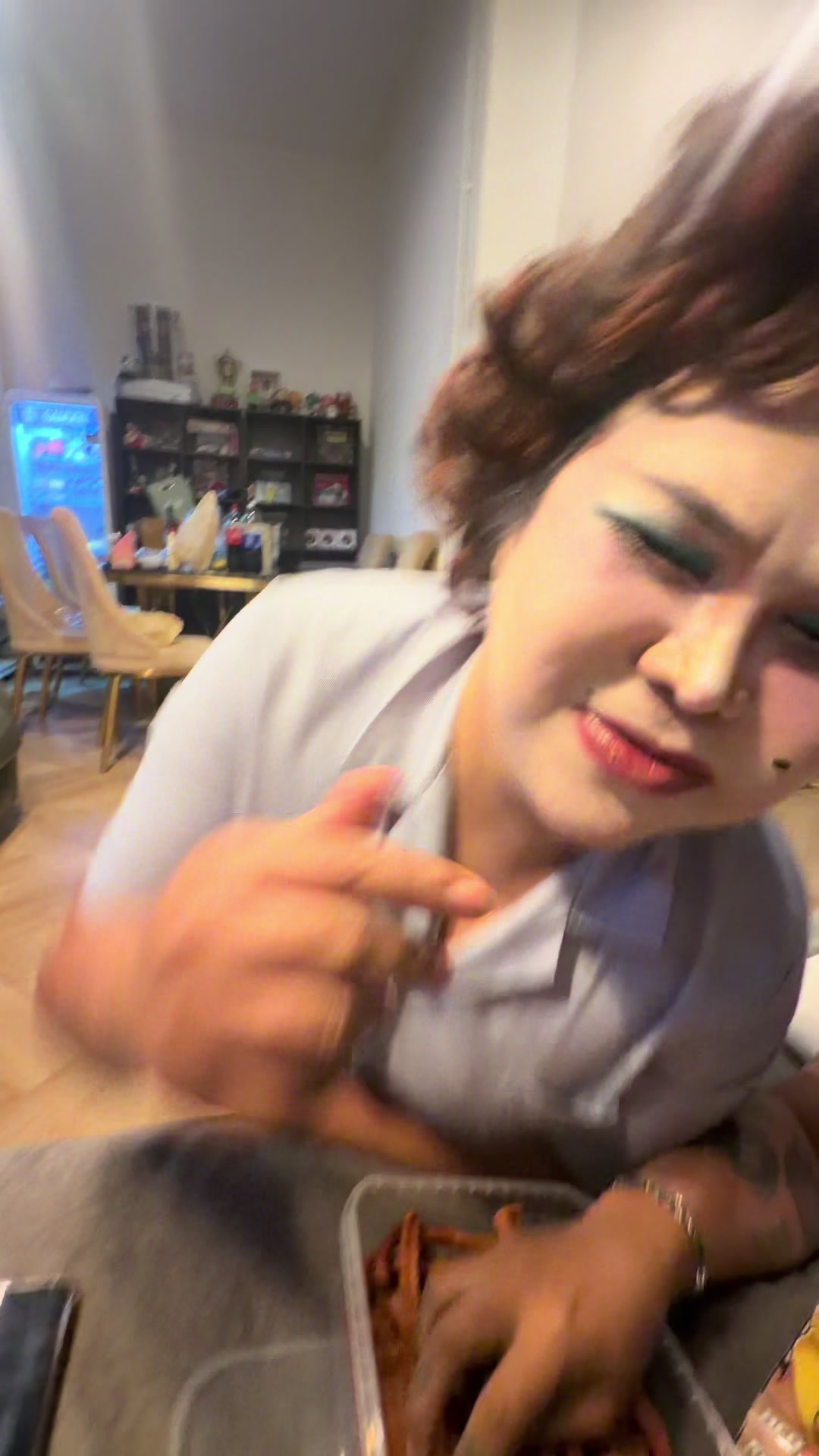 @นาราเครปกะเทย