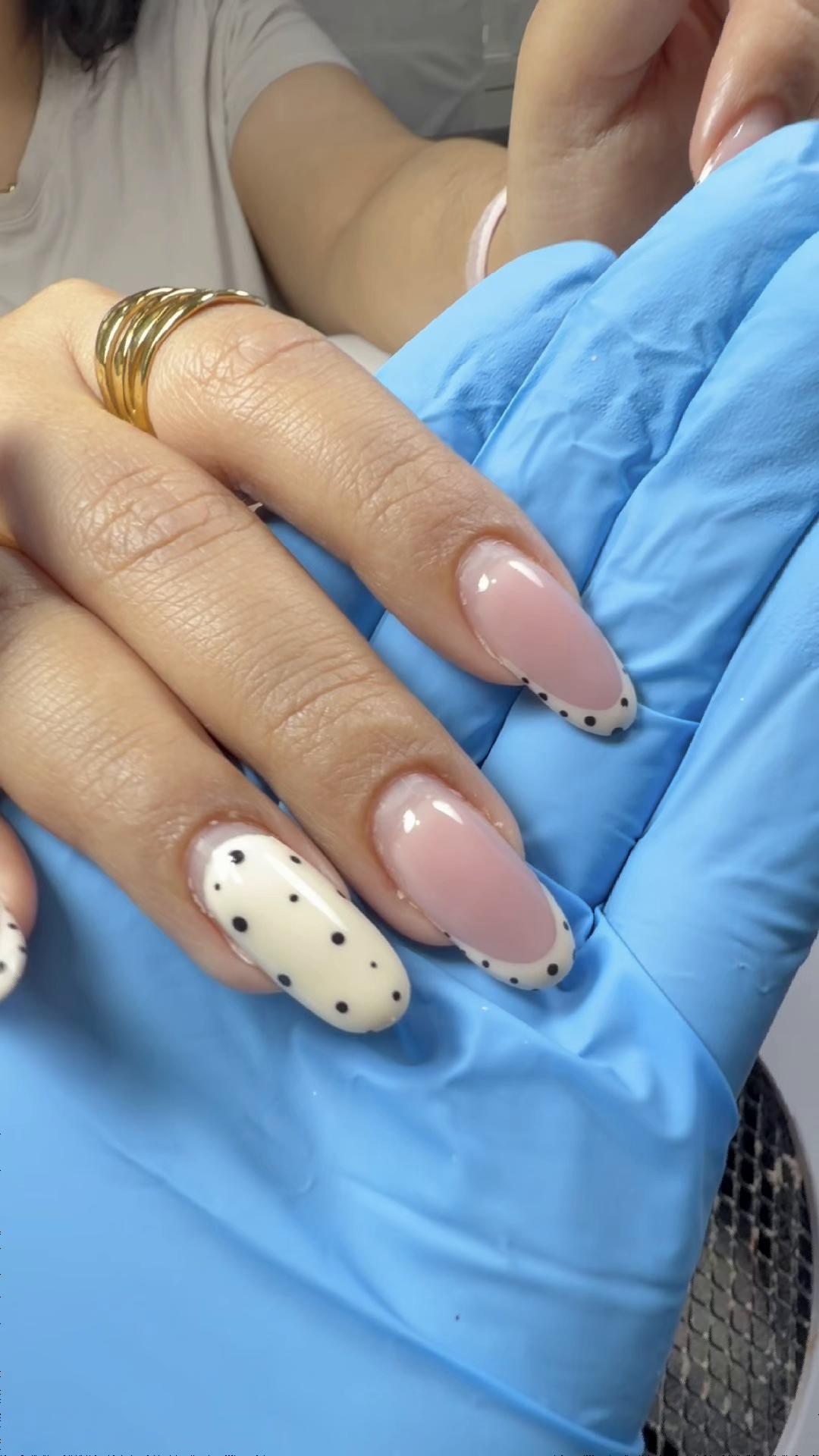 @Dumi Dumis nails