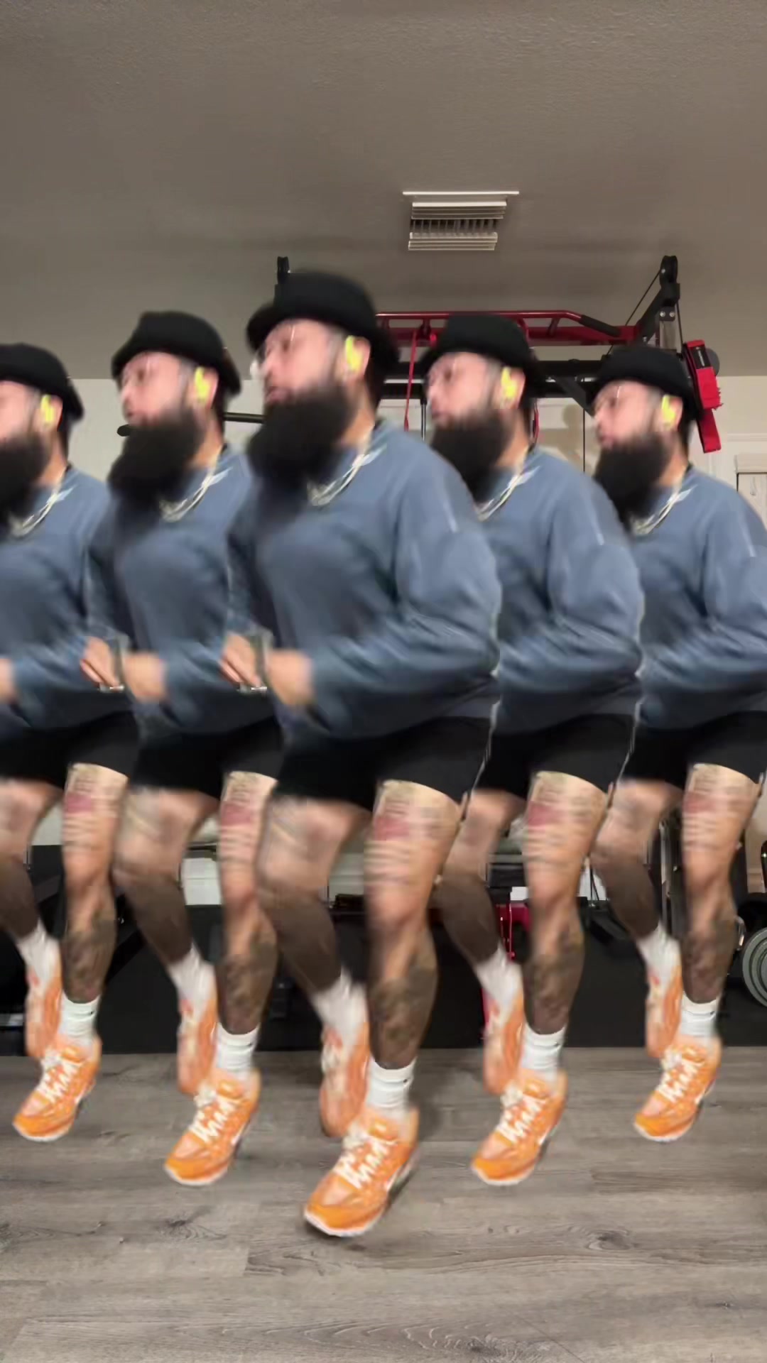 @JohnMiSO