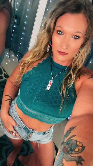 @✌️Sara✌️