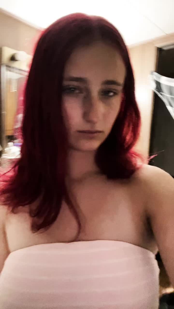 @👻