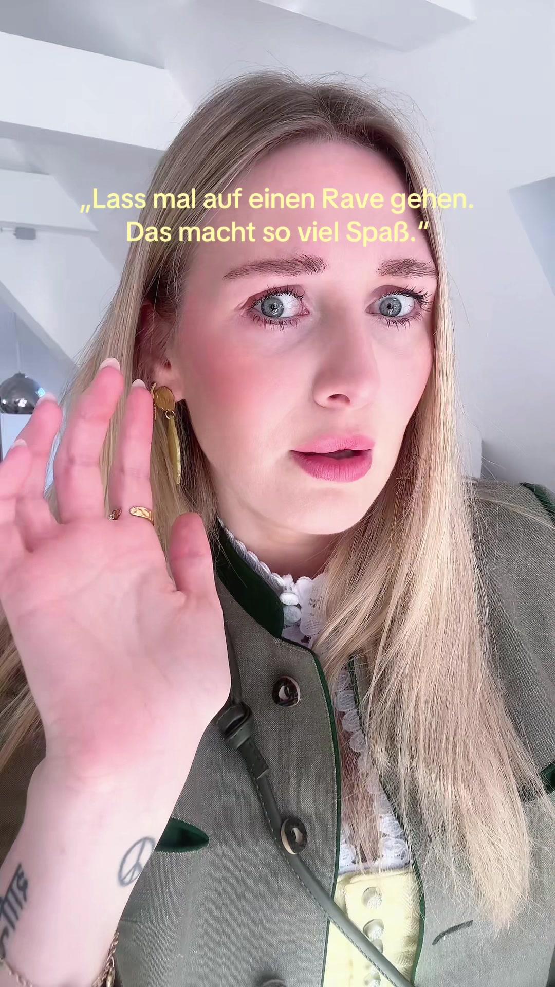 @VASHIONESSA - Dirndl&Festl💕