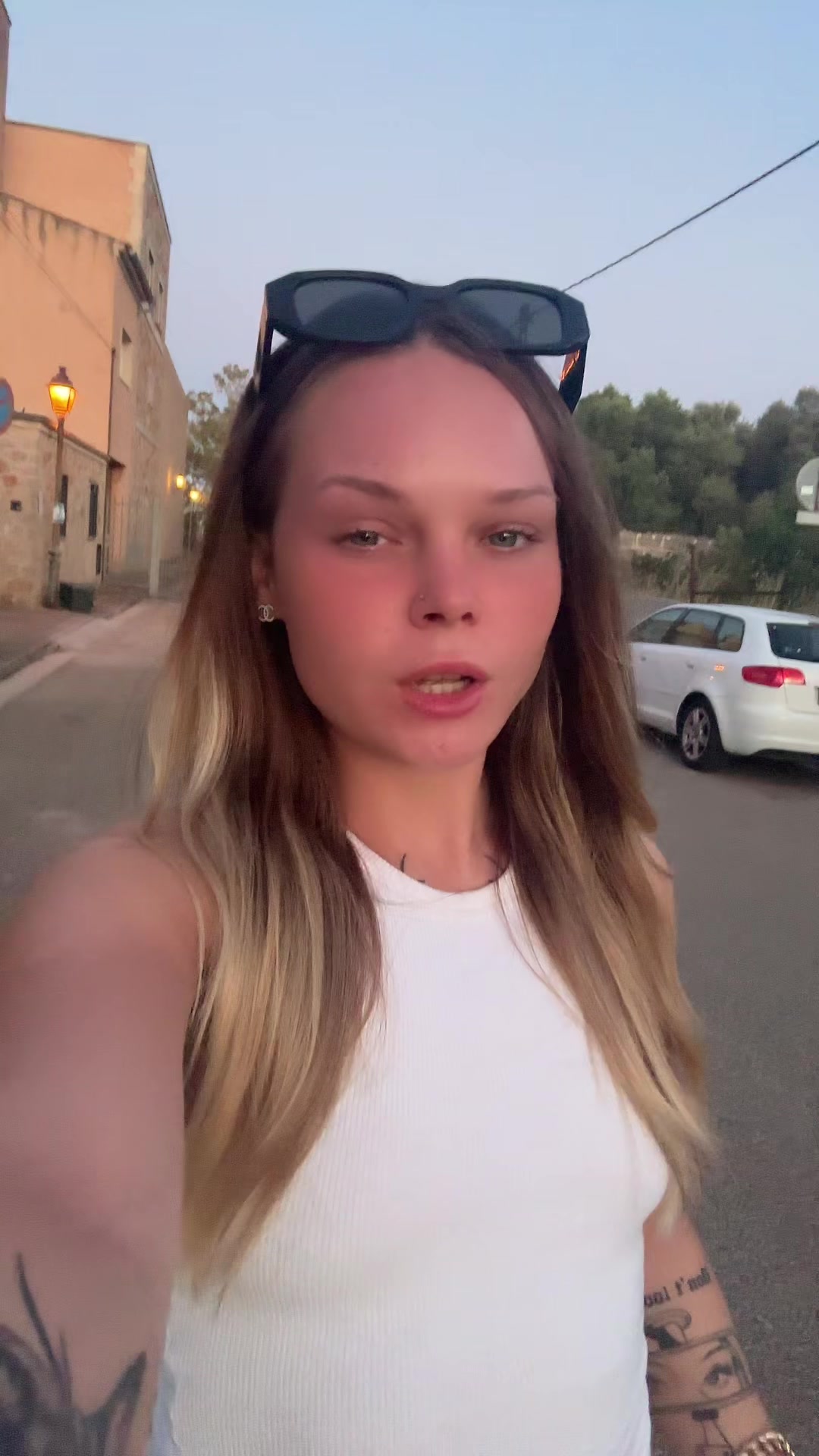 @bordermina