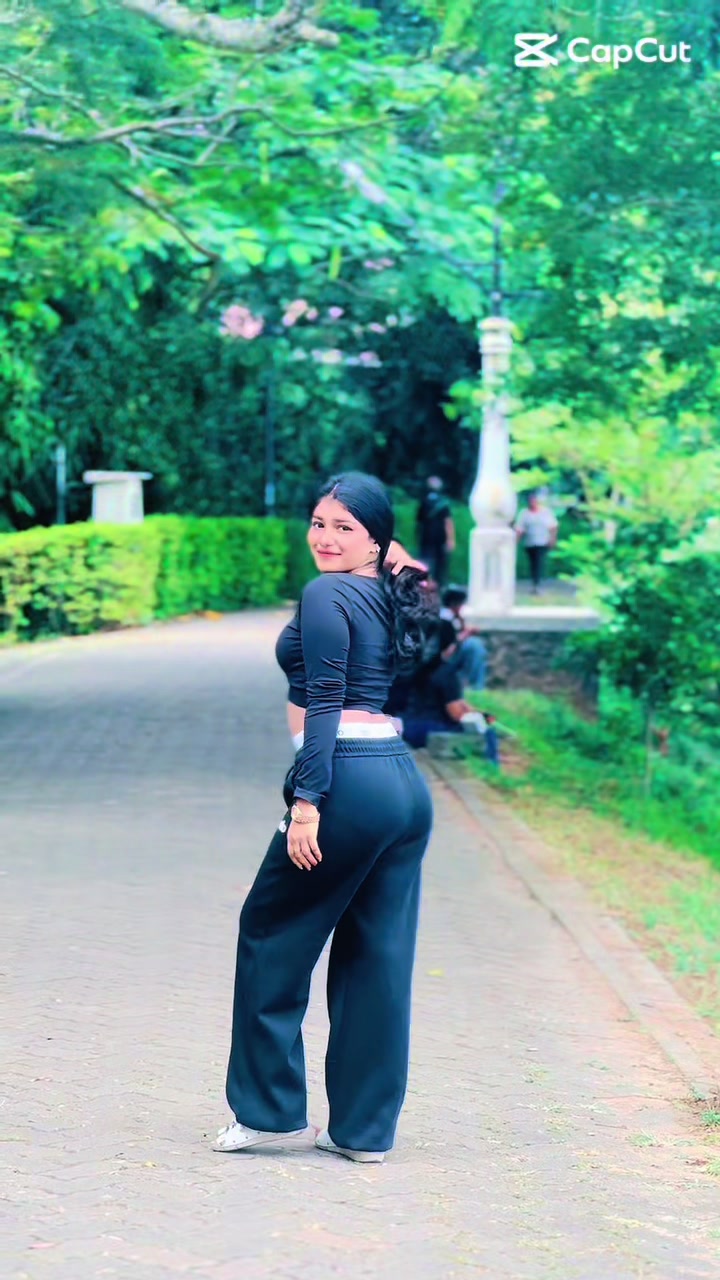 @𝐌𝐀𝐒𝐇𝐈__𝐐𝐖𝐄𝐄𝐍 ❤️?
