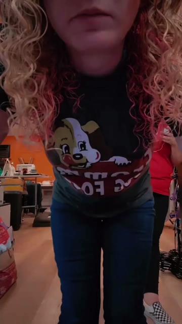 @curliefries_