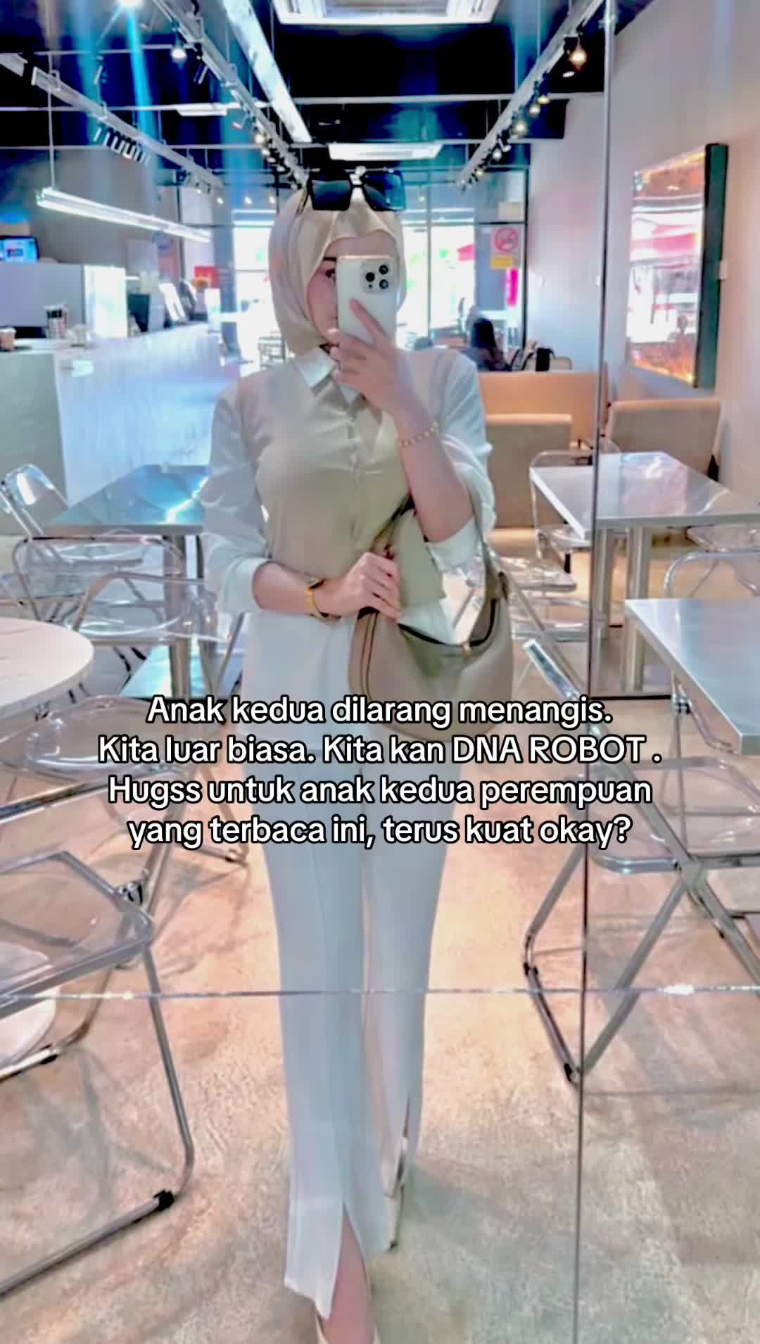 @Nadia Aryantie 95