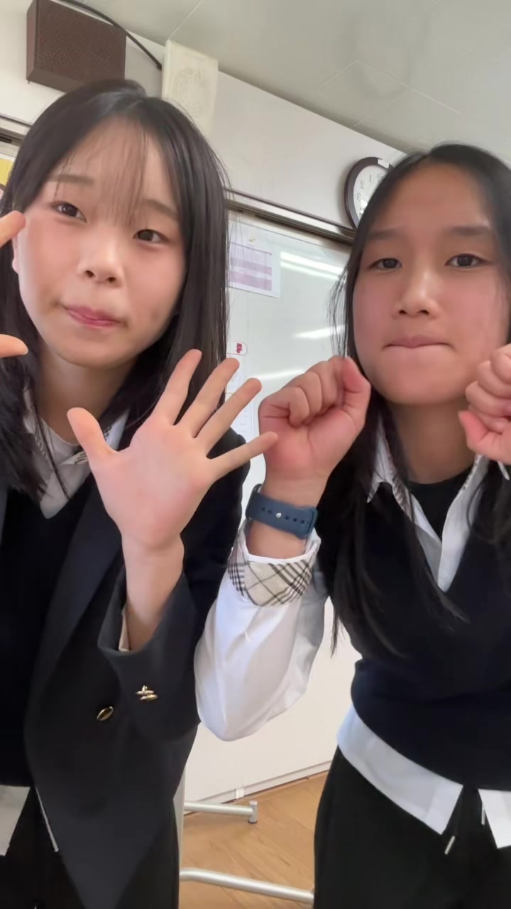 @ye