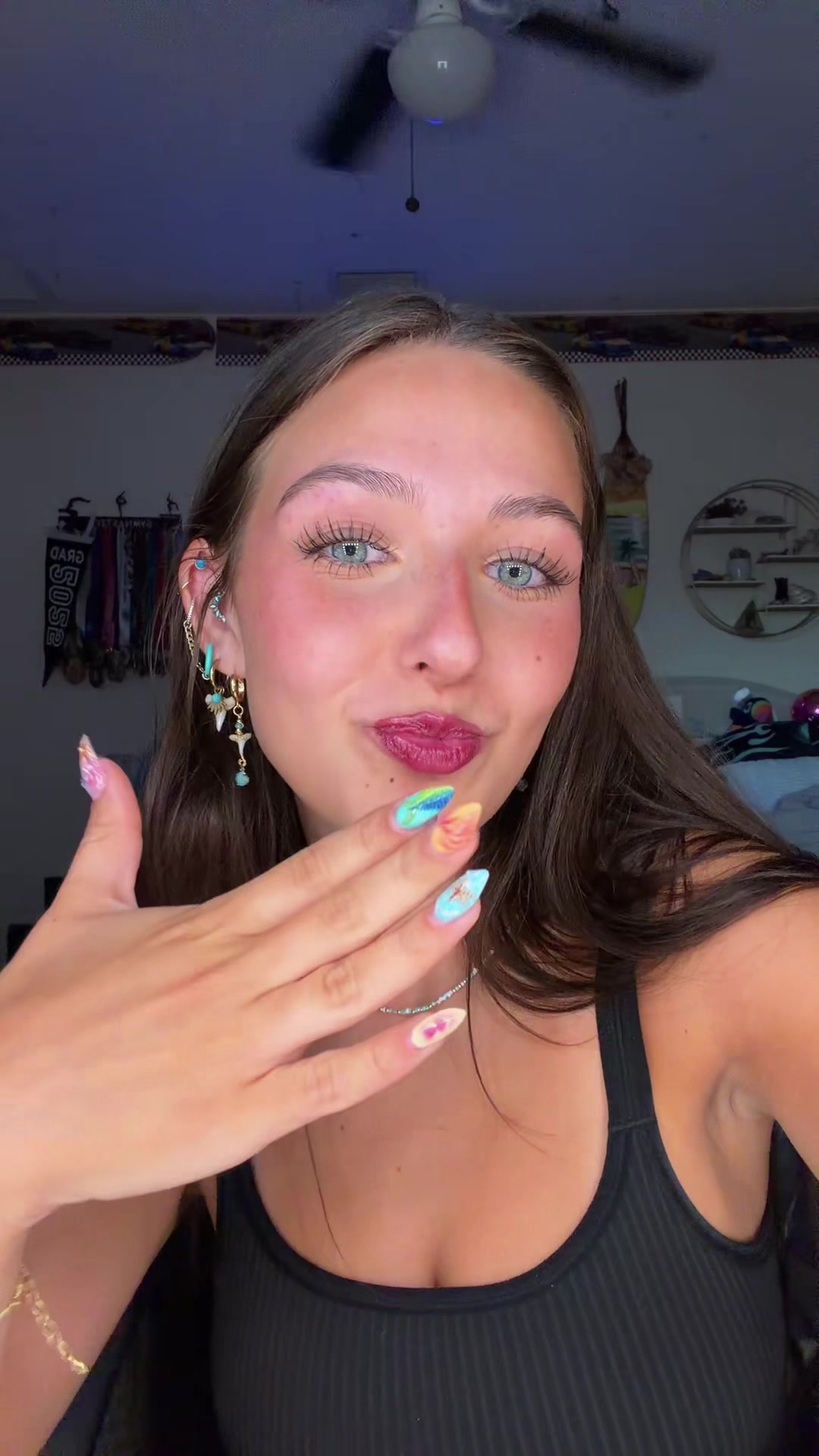 @ari🌅🌞🐚🦈