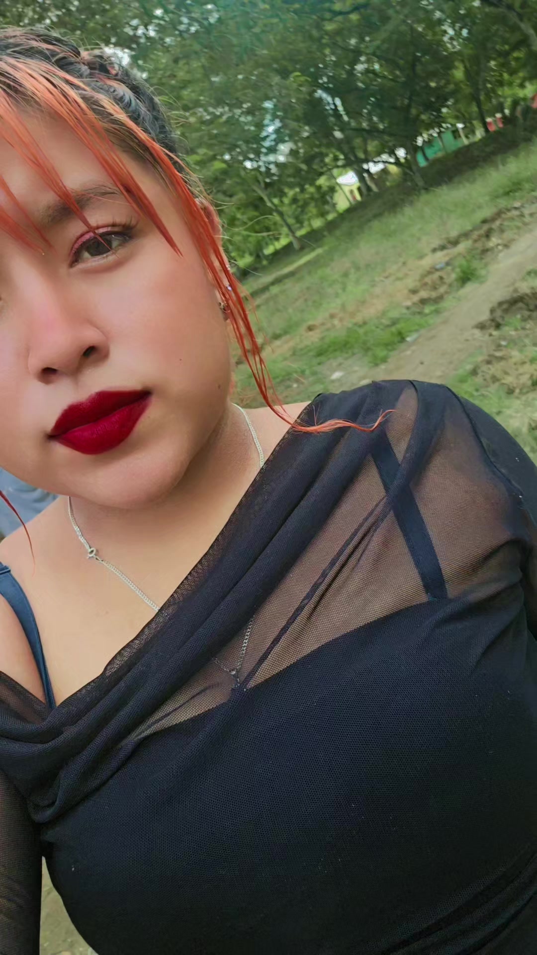 @𝕤𝕠𝕗𝕚 𝕔𝕙𝕚𝕥𝕚𝕔🖤