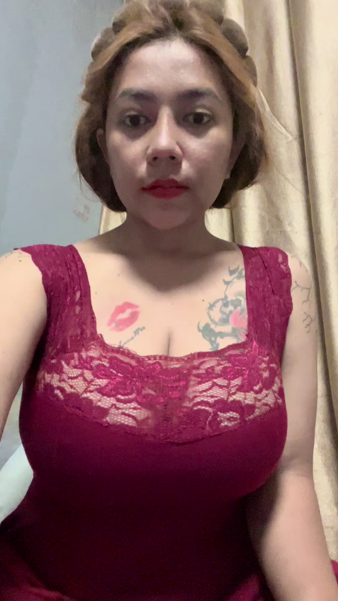 @Chatchada 🇹🇭💵🇰🇷