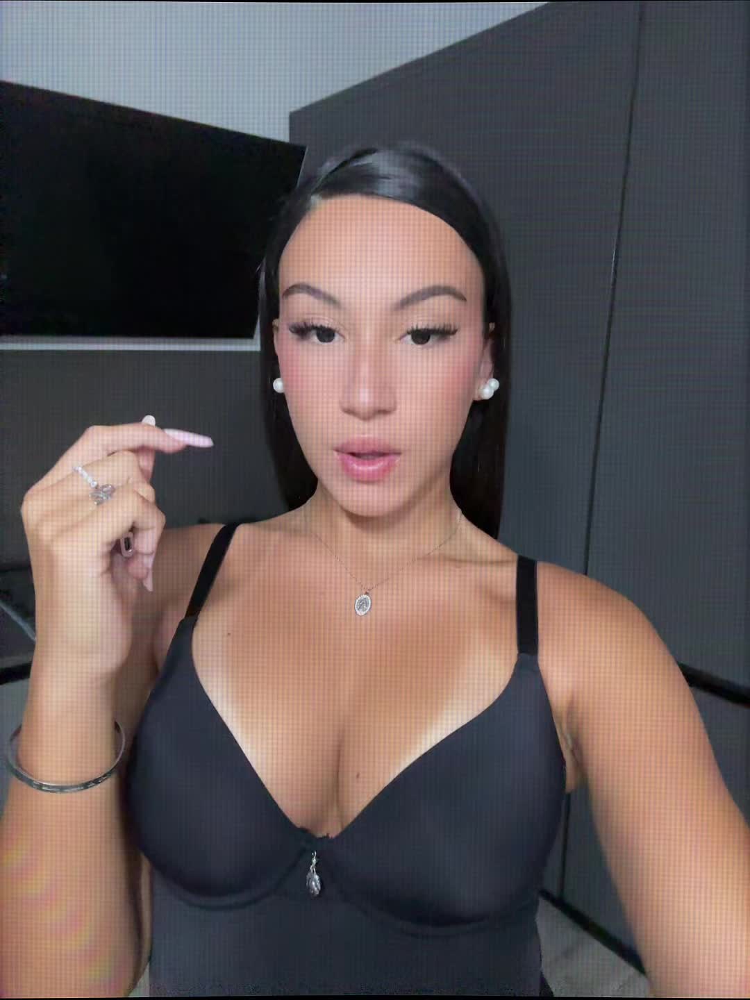 @👸🏻asia
