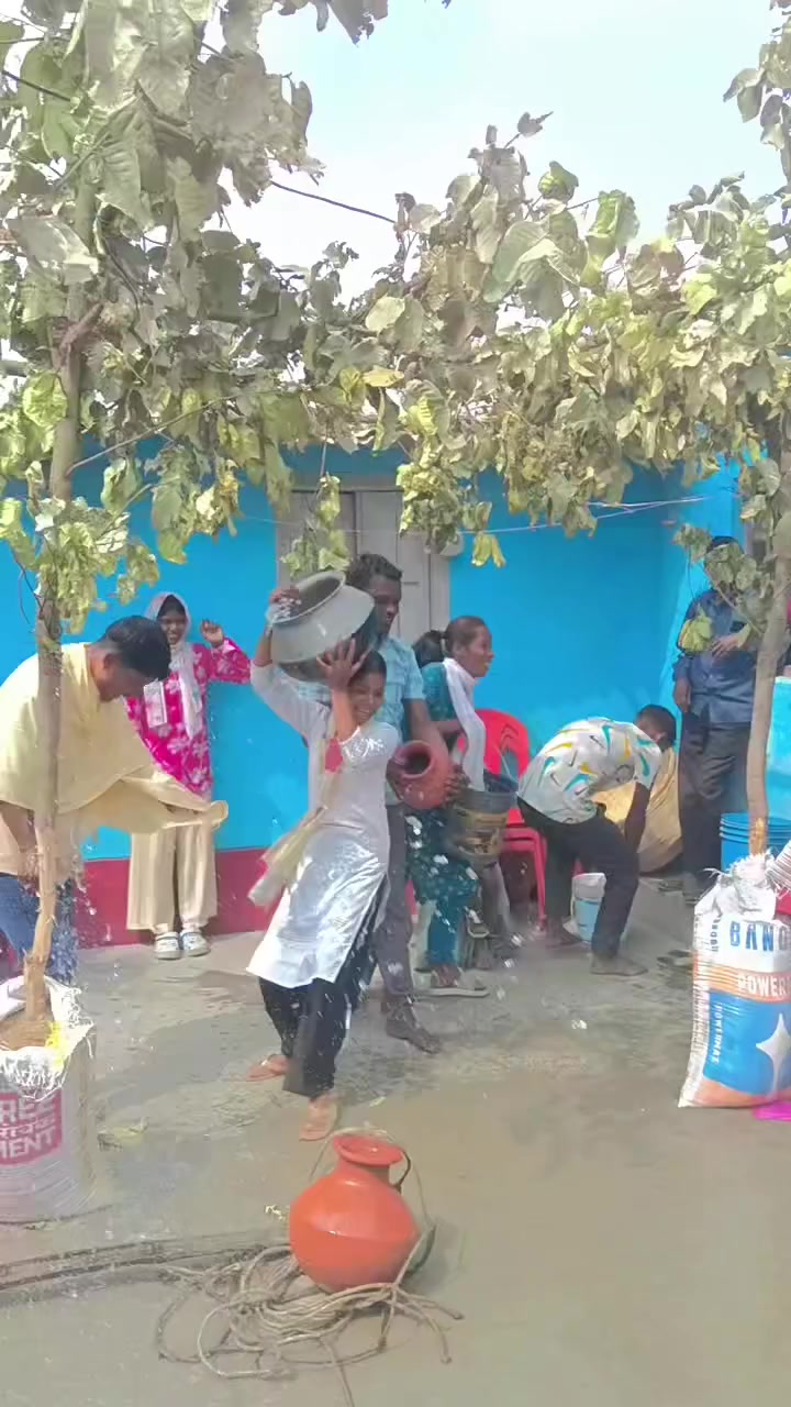 @আদিবাসী মেয়ে 😉🥰😛
