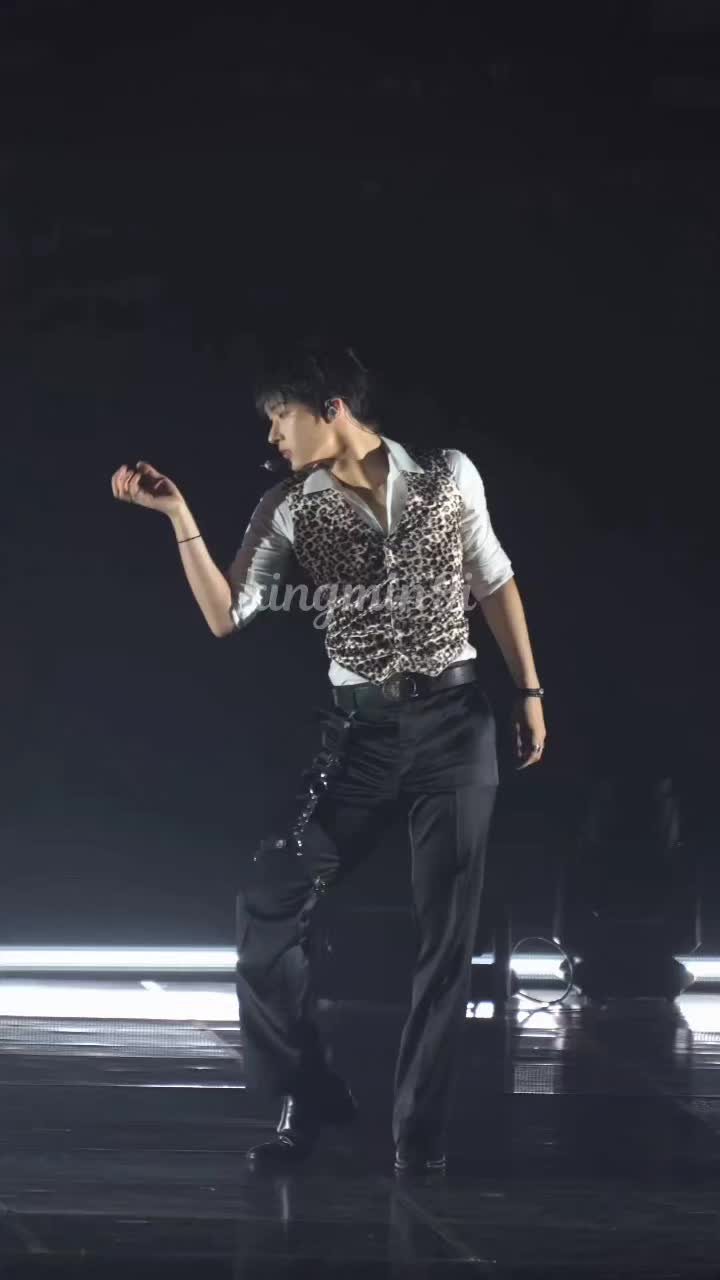 @NoonaTeeZ
