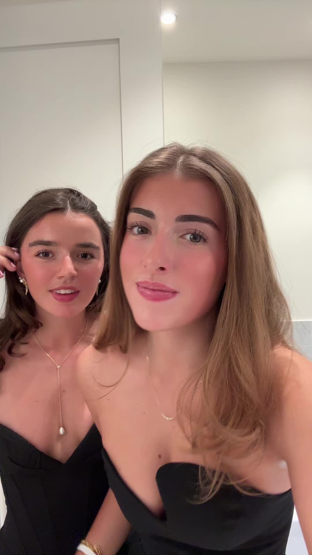 @Riley_Rudolf