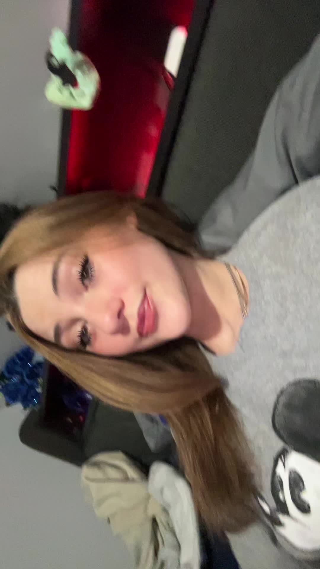 @Sierra_Henson