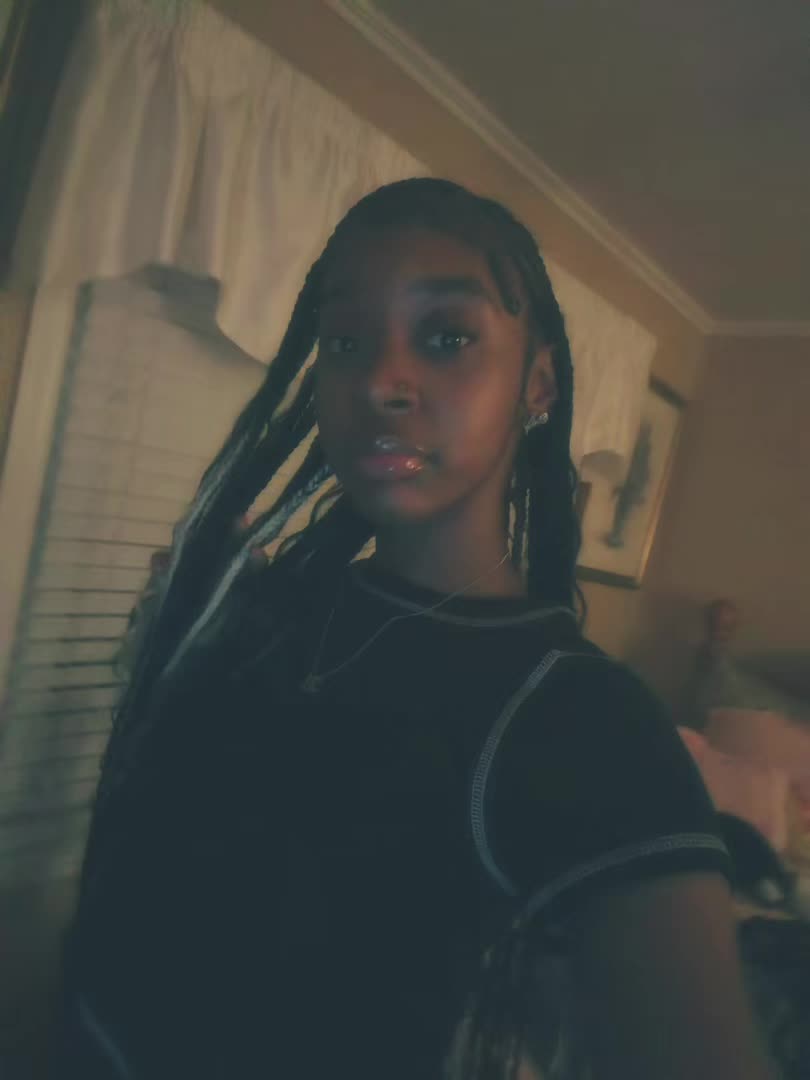 @6&rsquo;7 petite queen👸🏾🫧