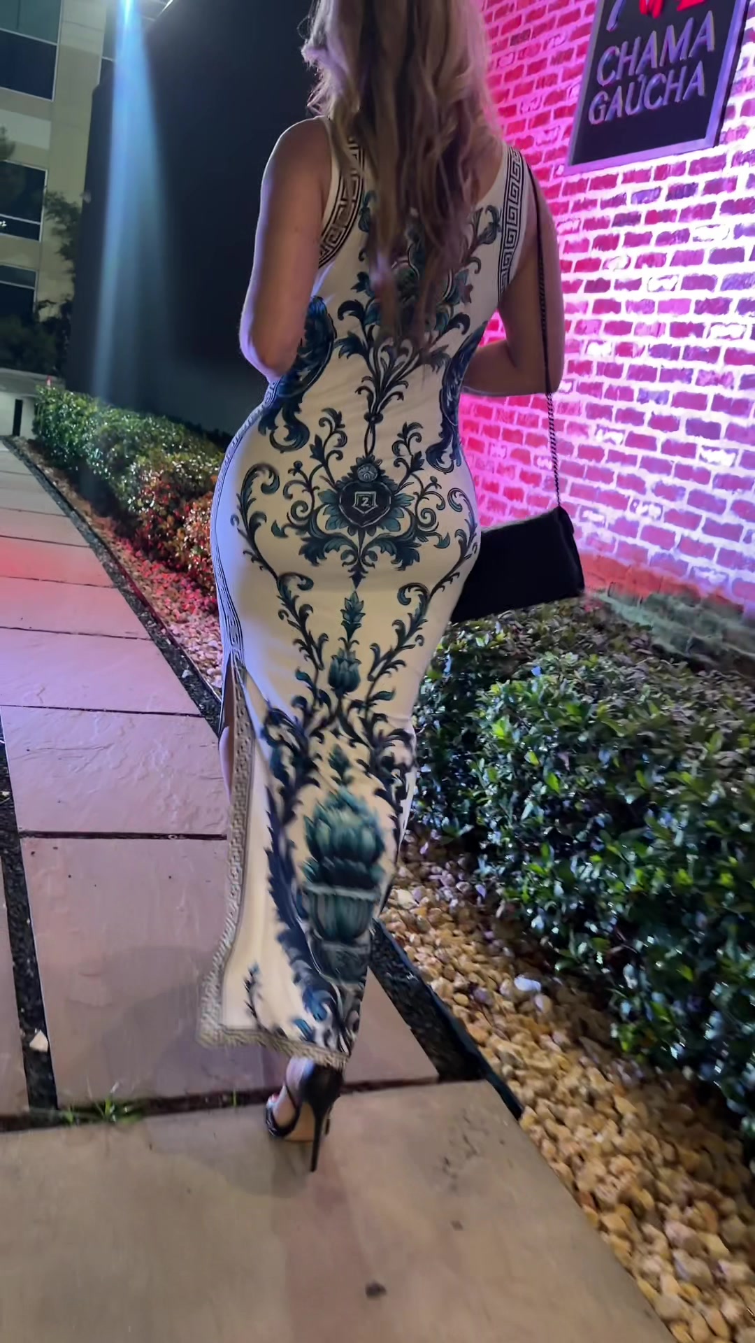 @Houstonslala