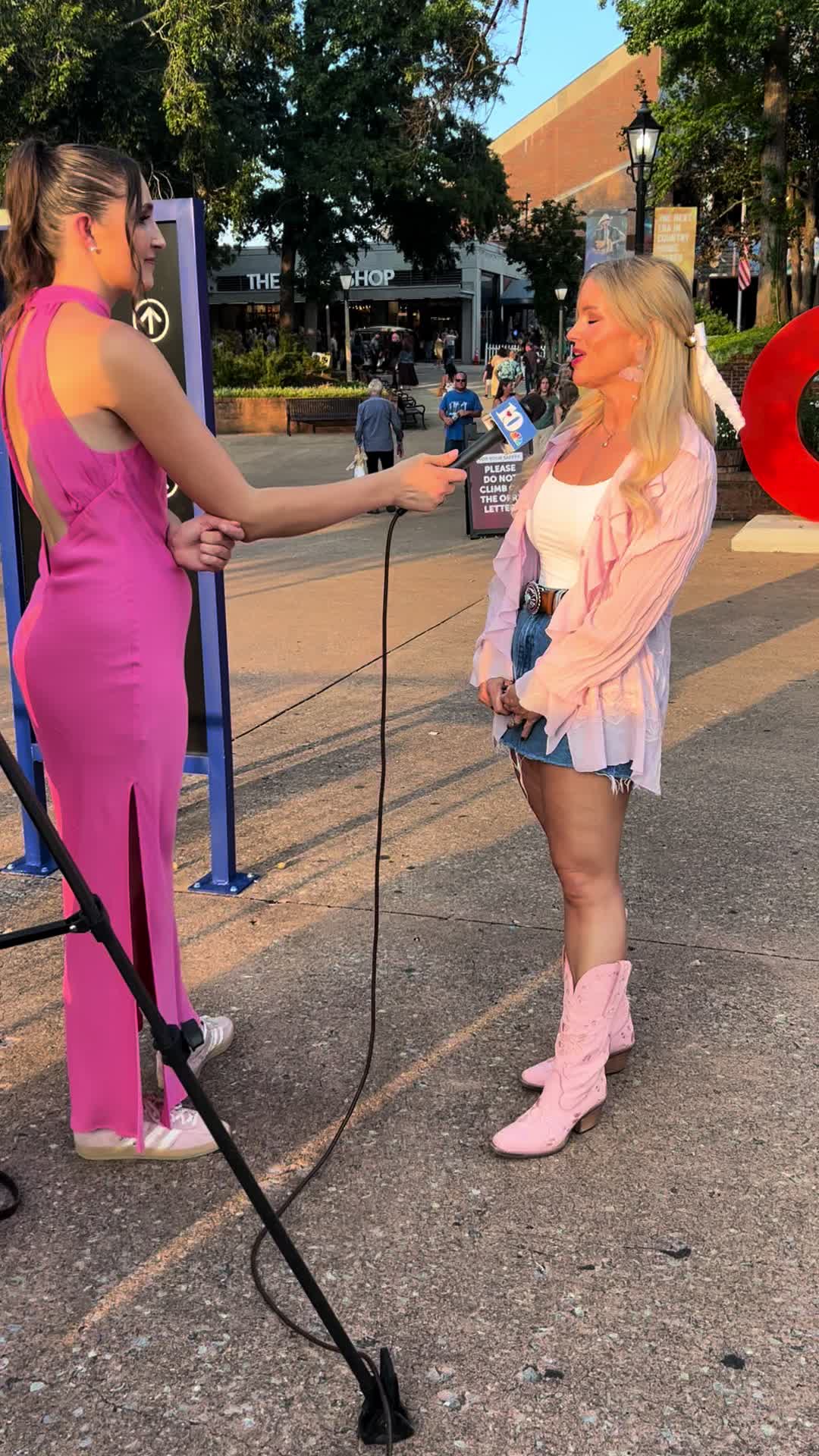 @Amychelle