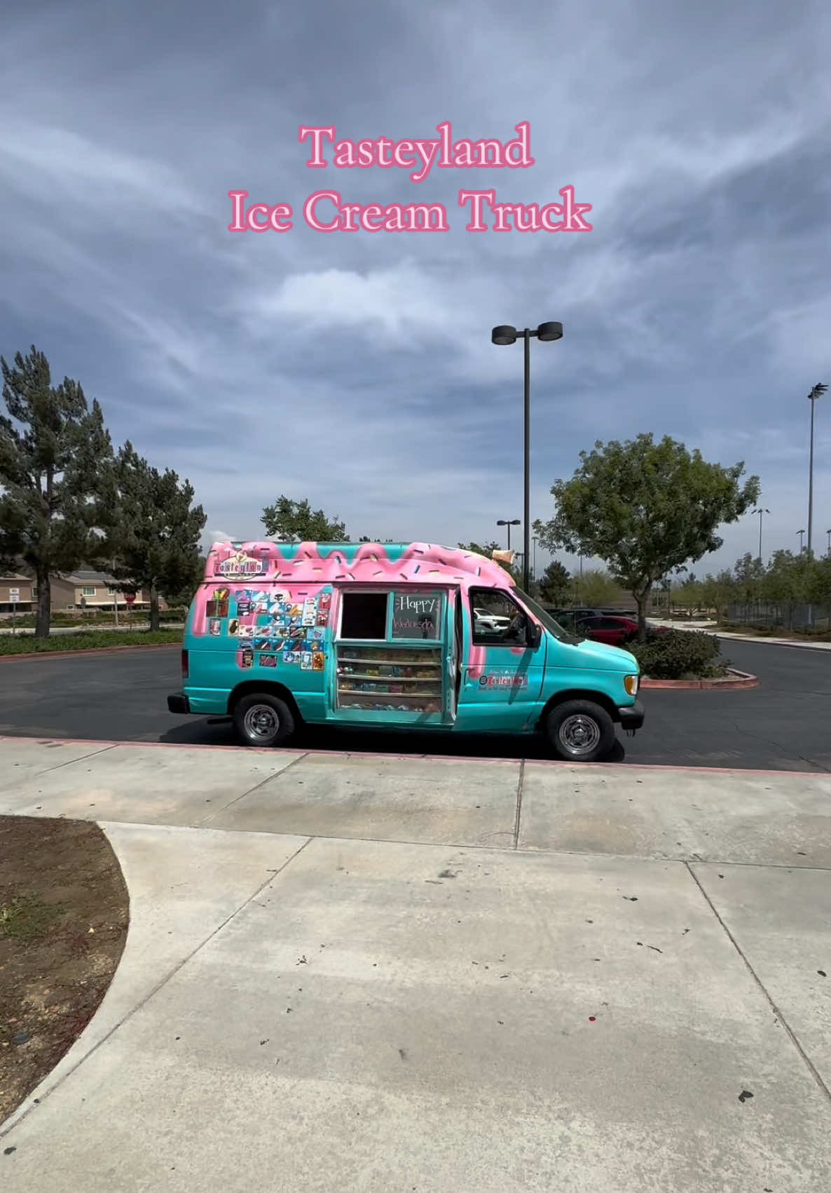 @Tasteyland