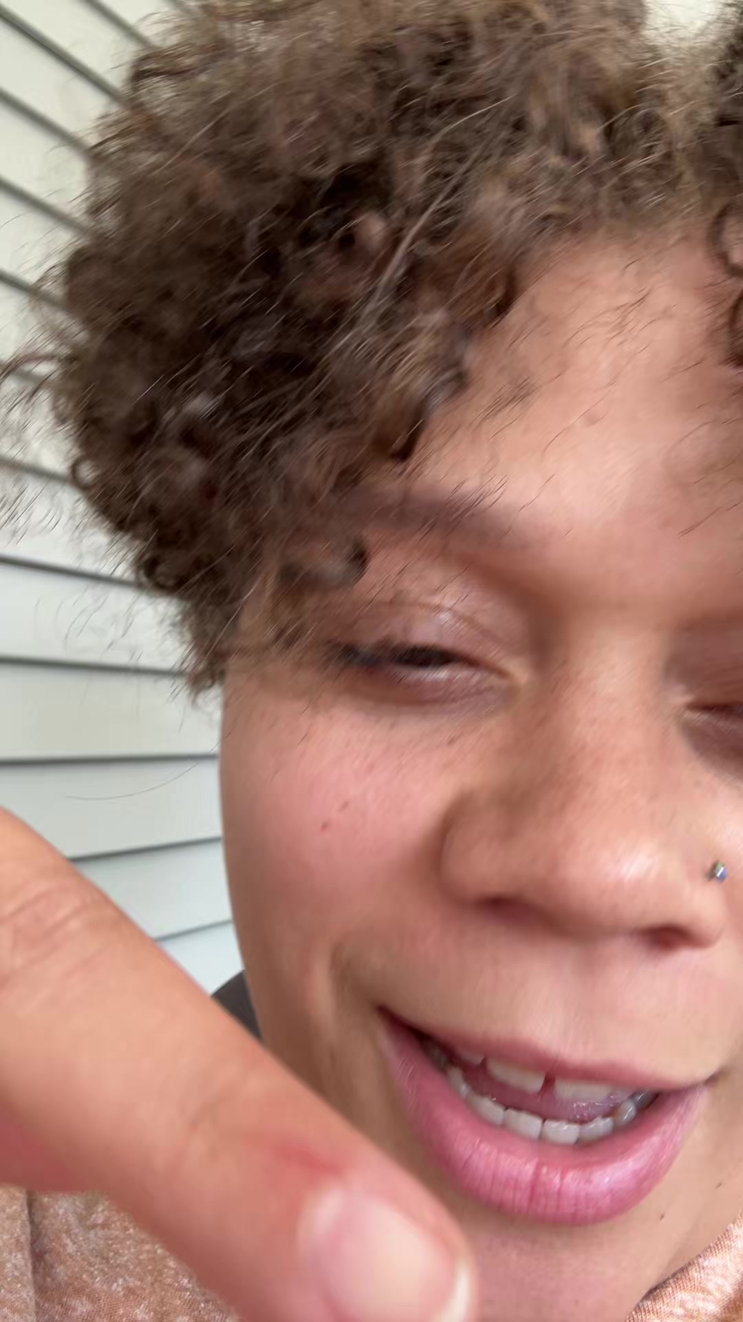 @Clurrrr