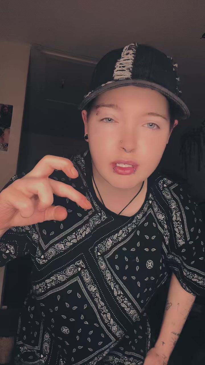 @x_sensitive_toxic_x