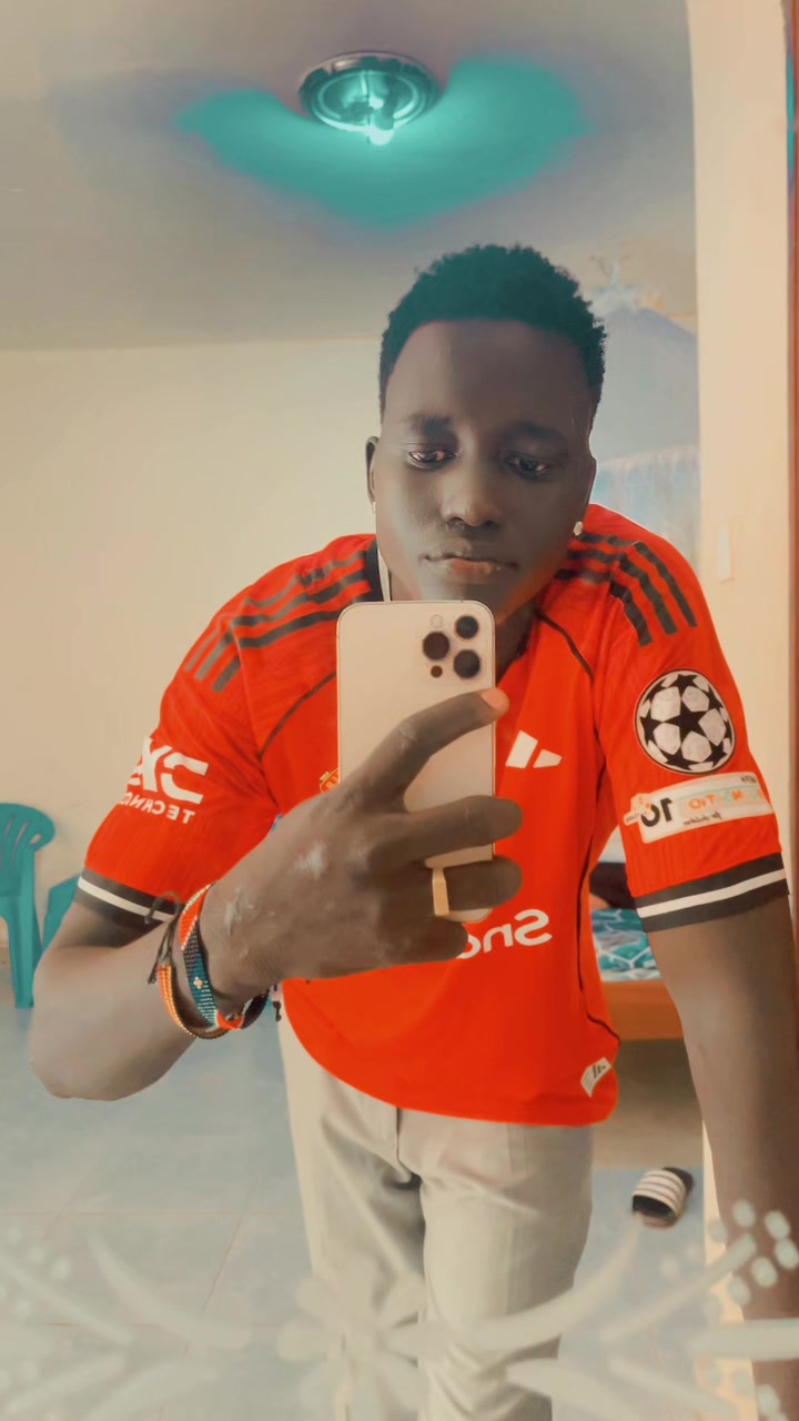 @Coolly🦍🐟🇸🇸